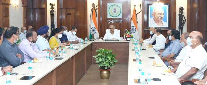 छत्तीसगढ़ में खुलेगी बैडमिंटन अकादमी, सीएम बघेल बोले- खेलबो-जीतबो-गढ़बो नवा छत्तीसगढ़